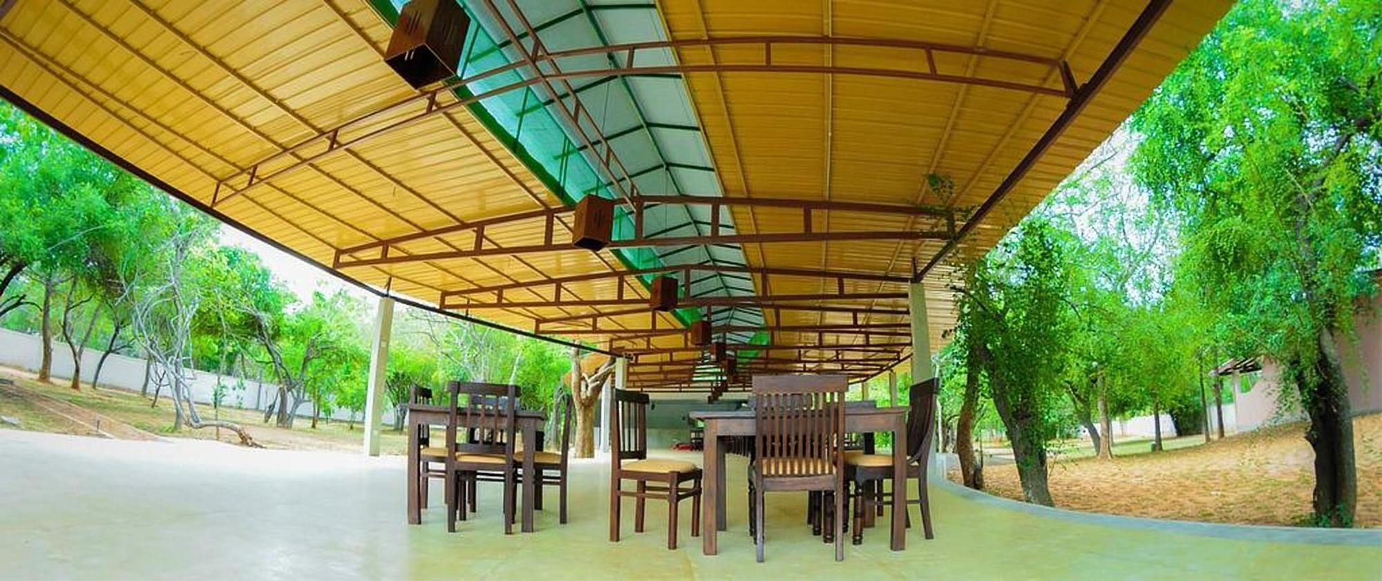 Eighth Wonder Resort Сигирия Экстерьер фото